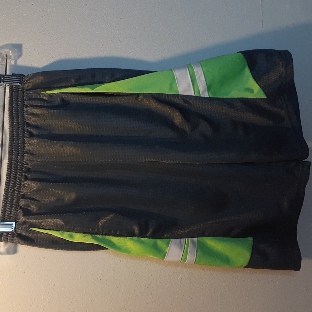OT SPORT boys shorts. Size 12/14.